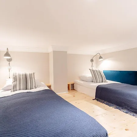 Kochanowskiego Family *